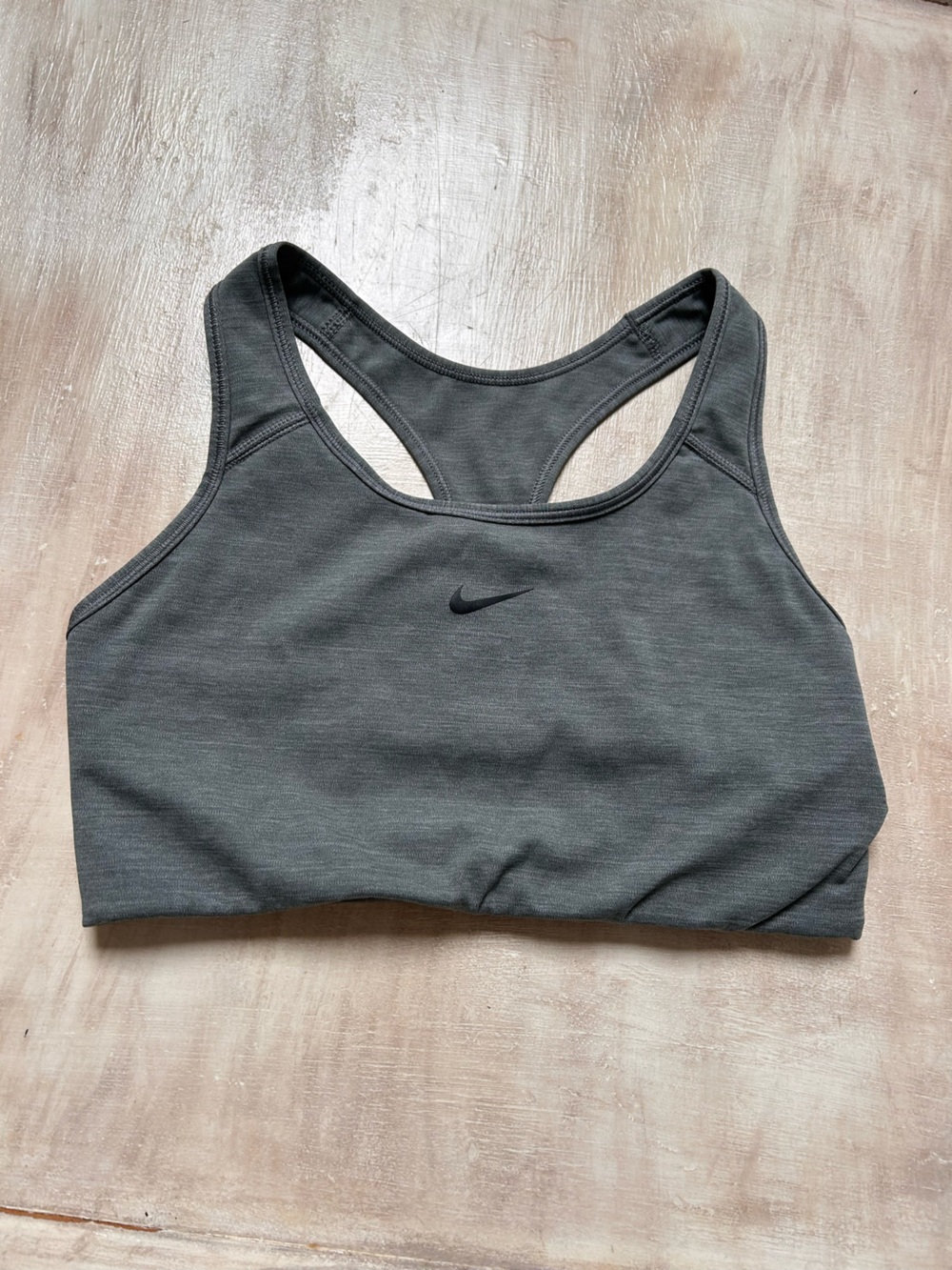 Nike BUNDLE Women's Racerback Sports Bra’s size medium - Picture 5 of 8